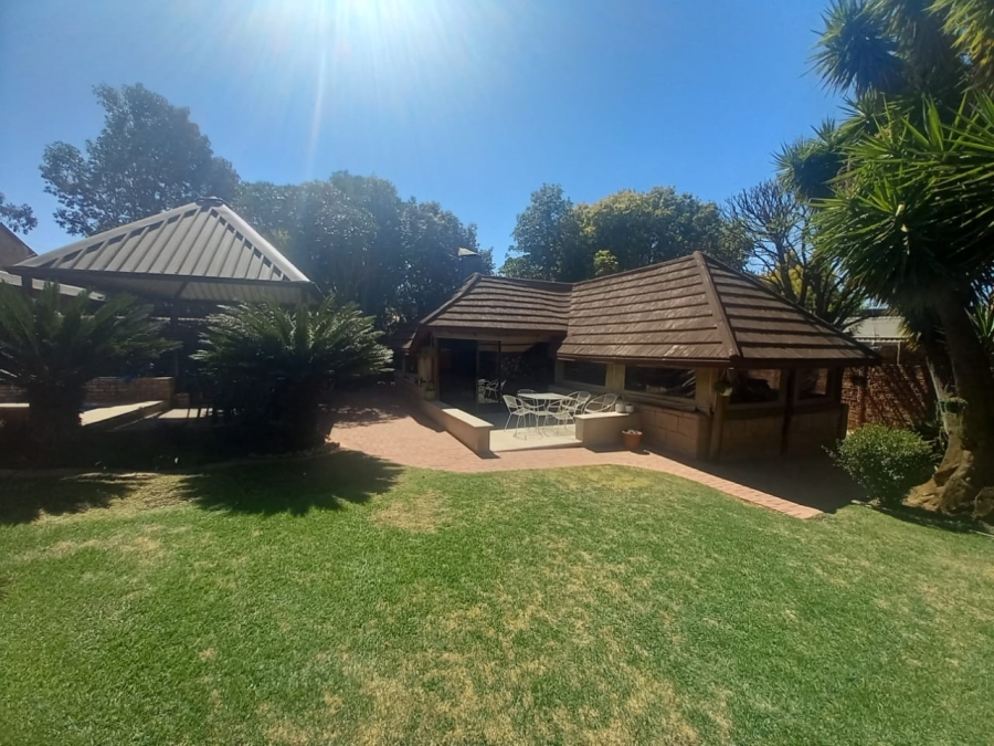 4 Bedroom Property for Sale in Noordkruin Gauteng