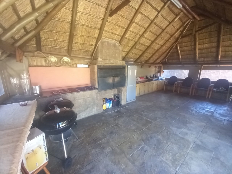 4 Bedroom Property for Sale in Noordkruin Gauteng