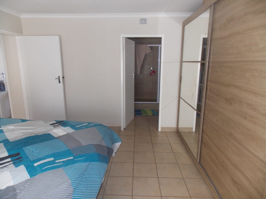 4 Bedroom Property for Sale in Sky City Gauteng