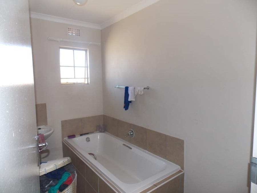 4 Bedroom Property for Sale in Sky City Gauteng