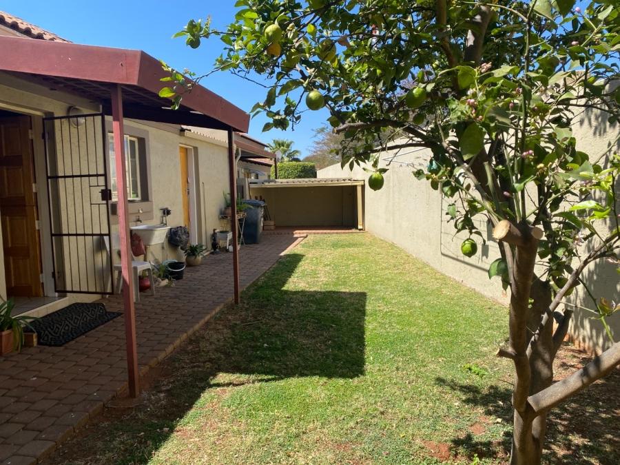 2 Bedroom Property for Sale in Annlin Gauteng