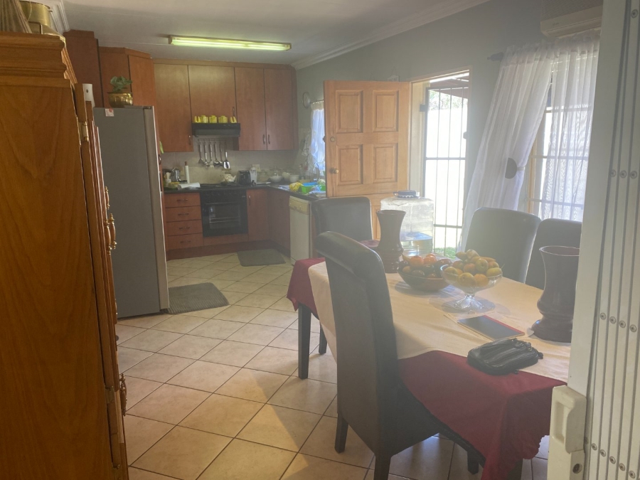 2 Bedroom Property for Sale in Annlin Gauteng