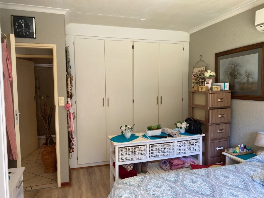 2 Bedroom Property for Sale in Annlin Gauteng