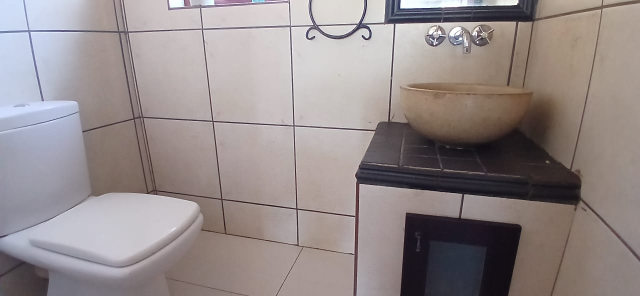 4 Bedroom Property for Sale in Heuwelsig Estate Gauteng