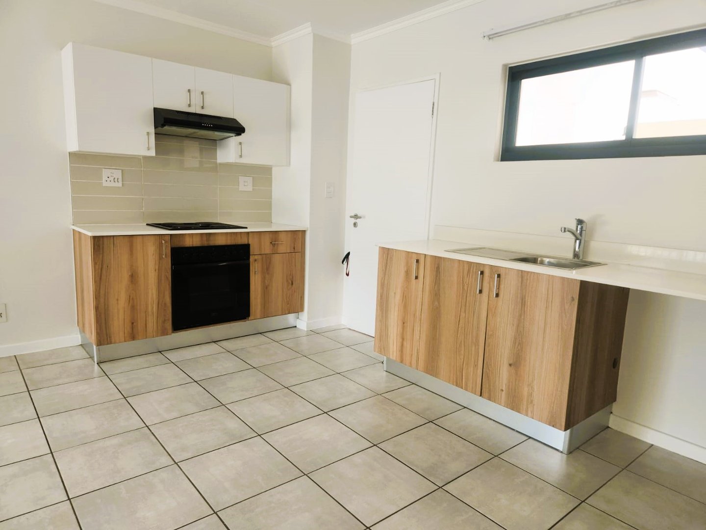 To Let 1 Bedroom Property for Rent in Witfield Gauteng