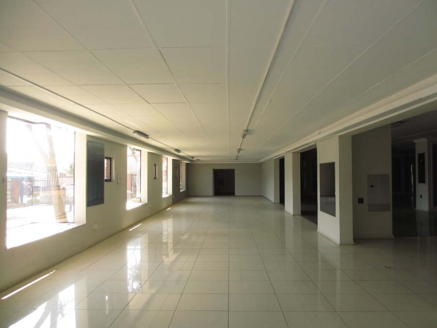 To Let commercial Property for Rent in North Riding Gauteng