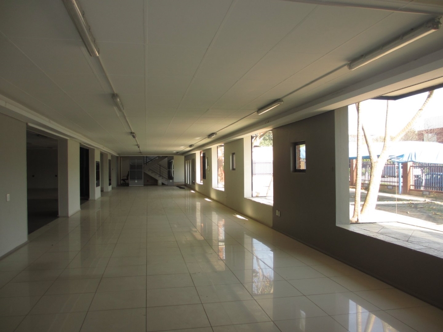 To Let commercial Property for Rent in North Riding Gauteng