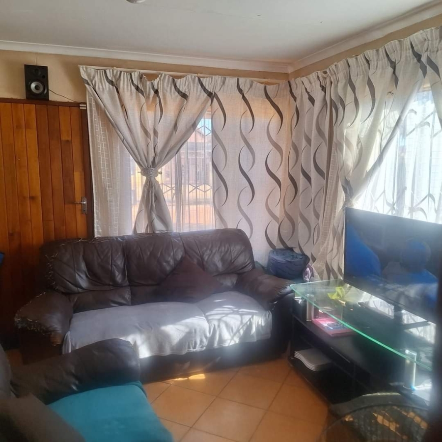 2 Bedroom Property for Sale in Soshanguve XX Gauteng