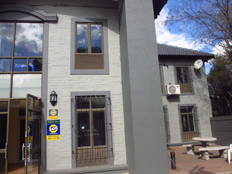 To Let commercial Property for Rent in Olivedale Gauteng