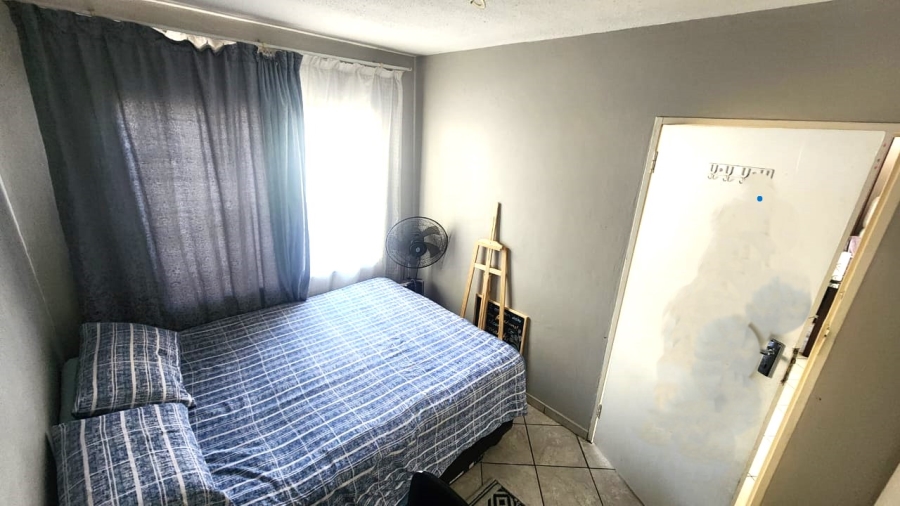 2 Bedroom Property for Sale in Vorna Valley Gauteng