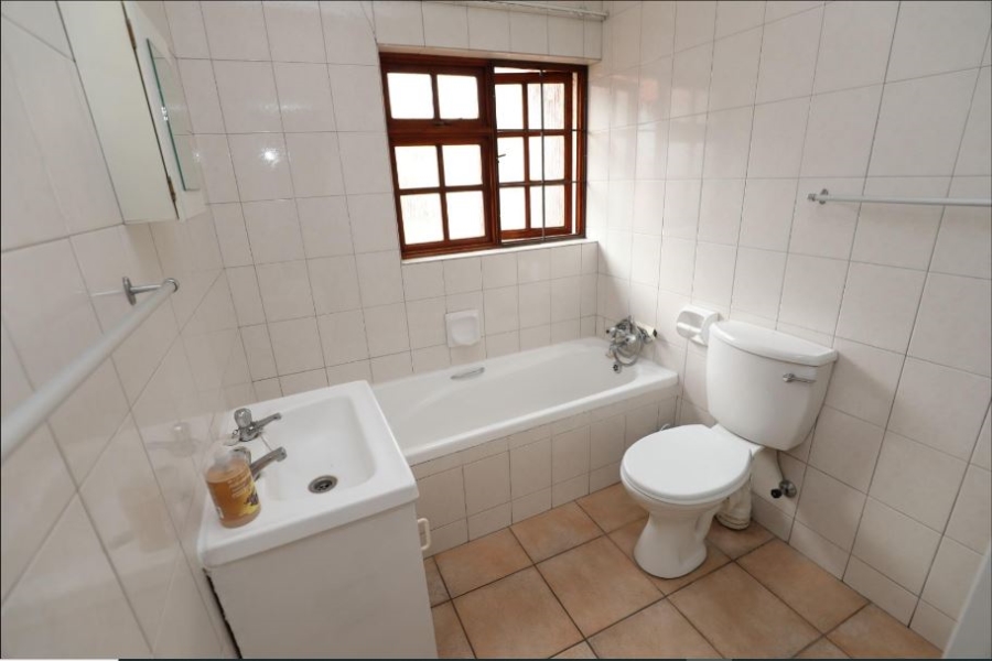 10 Bedroom Property for Sale in Bedfordview Gauteng