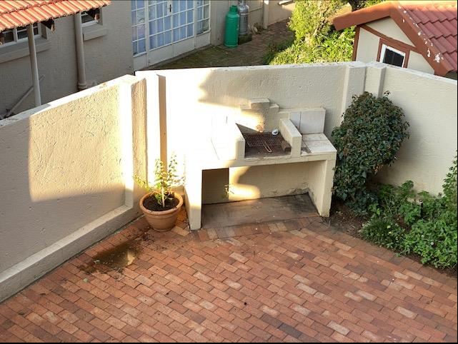 10 Bedroom Property for Sale in Bedfordview Gauteng