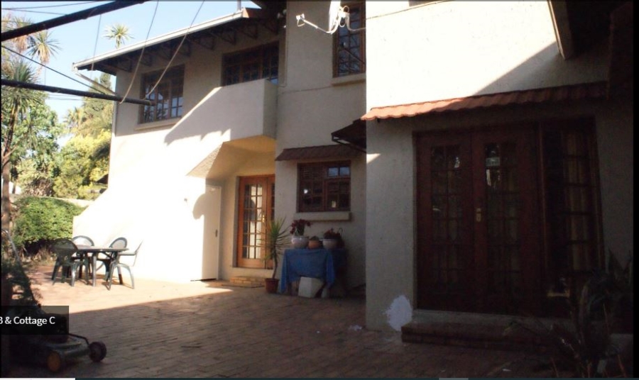 10 Bedroom Property for Sale in Bedfordview Gauteng