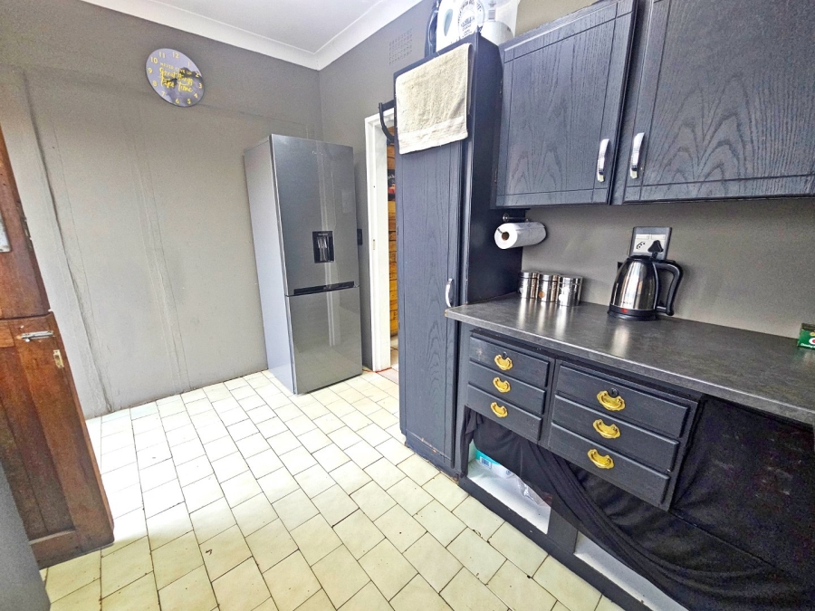 6 Bedroom Property for Sale in Brakpan Central Gauteng