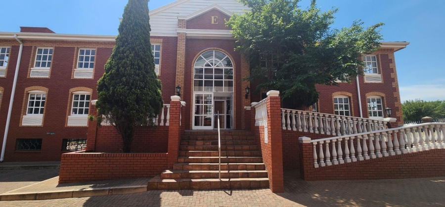 To Let commercial Property for Rent in Erasmuskloof Gauteng