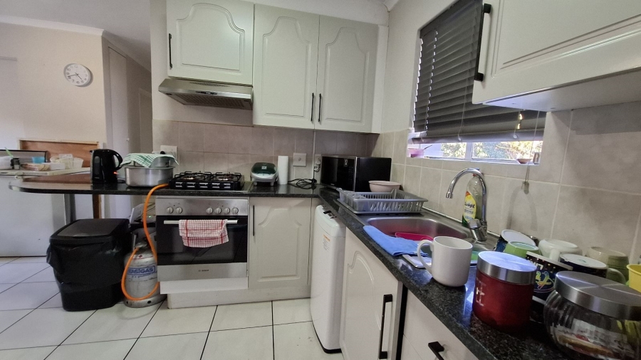 To Let 2 Bedroom Property for Rent in Northcliff Gauteng