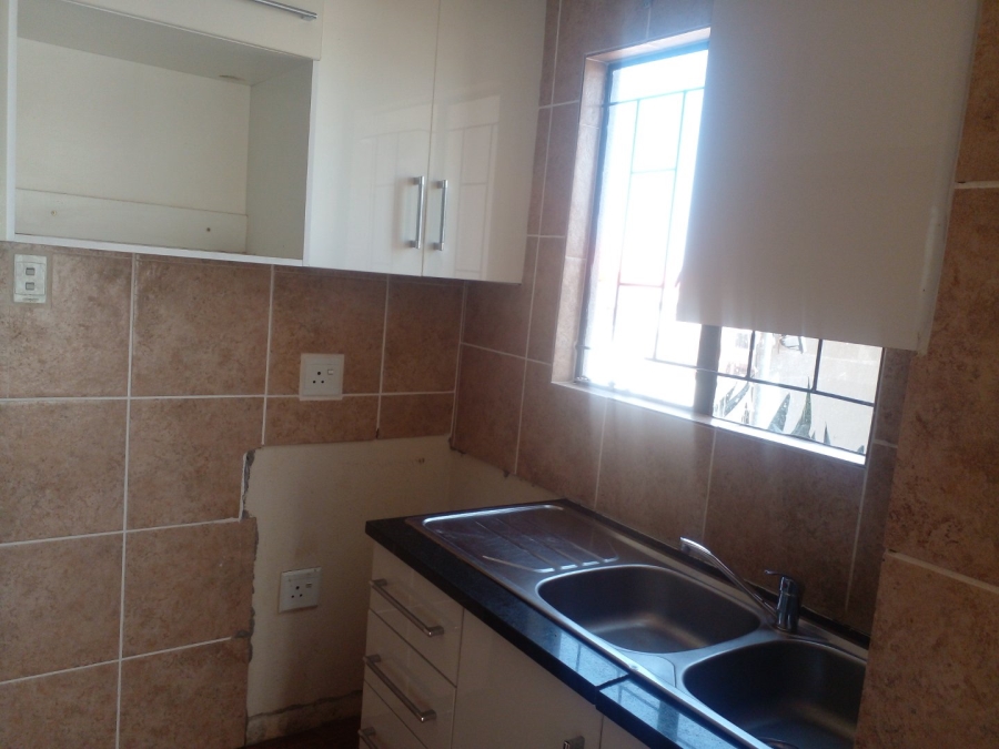 To Let 3 Bedroom Property for Rent in Soshanguve VV Gauteng