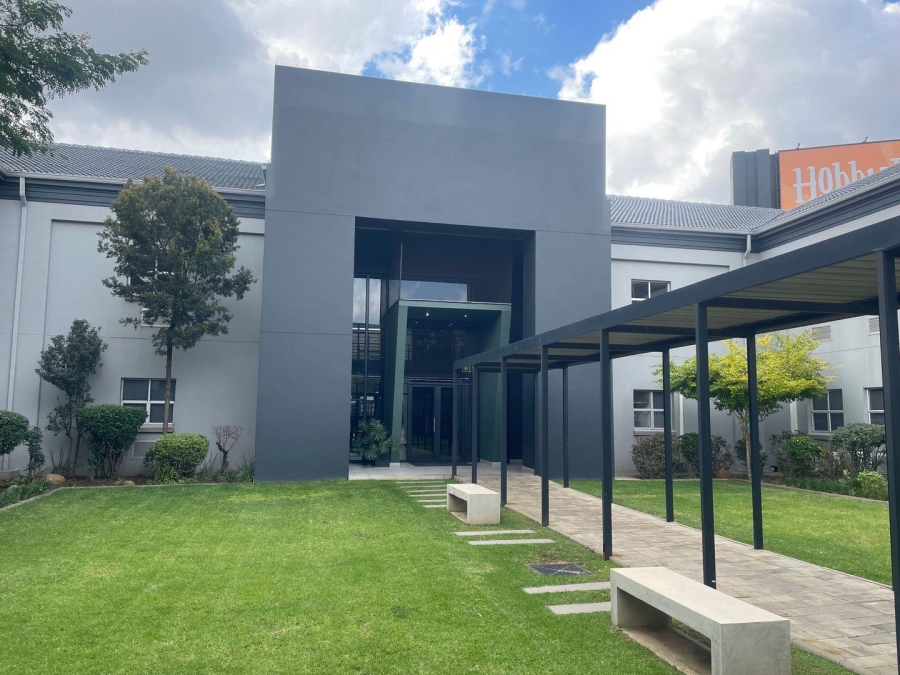 To Let commercial Property for Rent in Halfway Gardens Gauteng