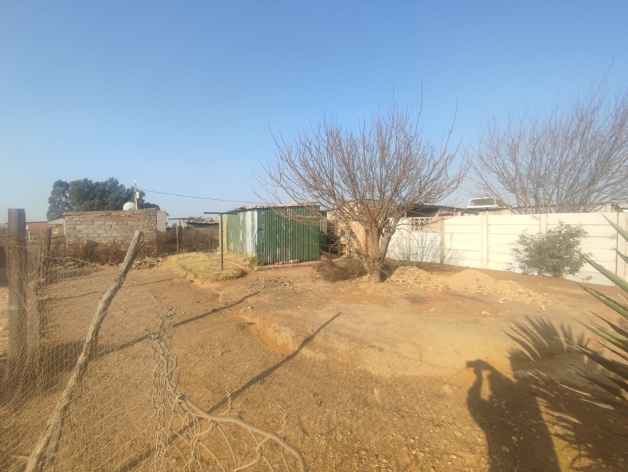  Bedroom Property for Sale in Etwatwa Gauteng