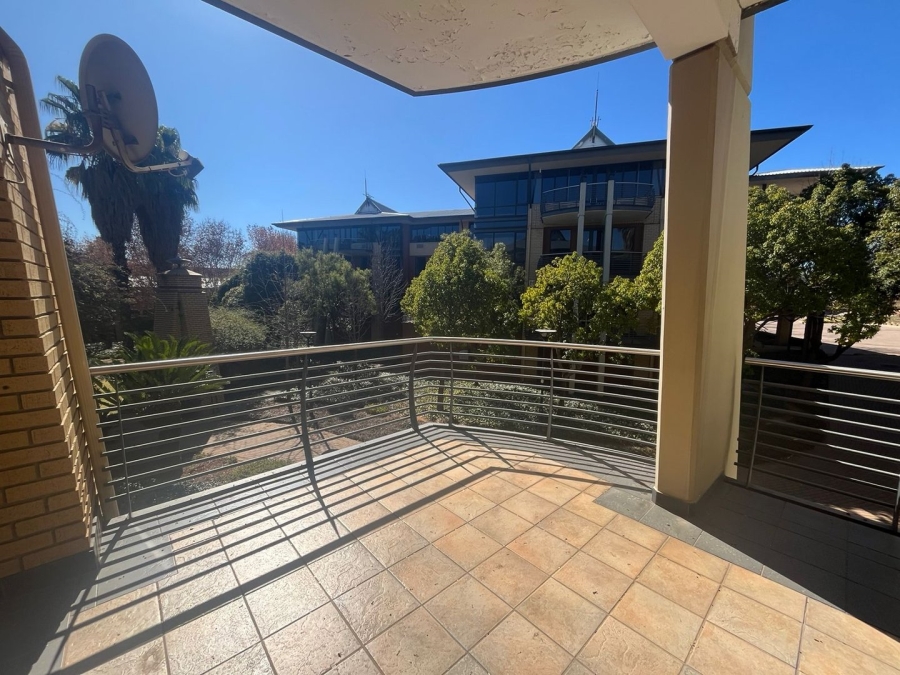 To Let commercial Property for Rent in Constantia Kloof Gauteng