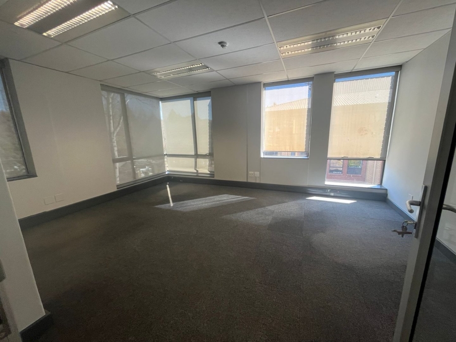 To Let commercial Property for Rent in Constantia Kloof Gauteng