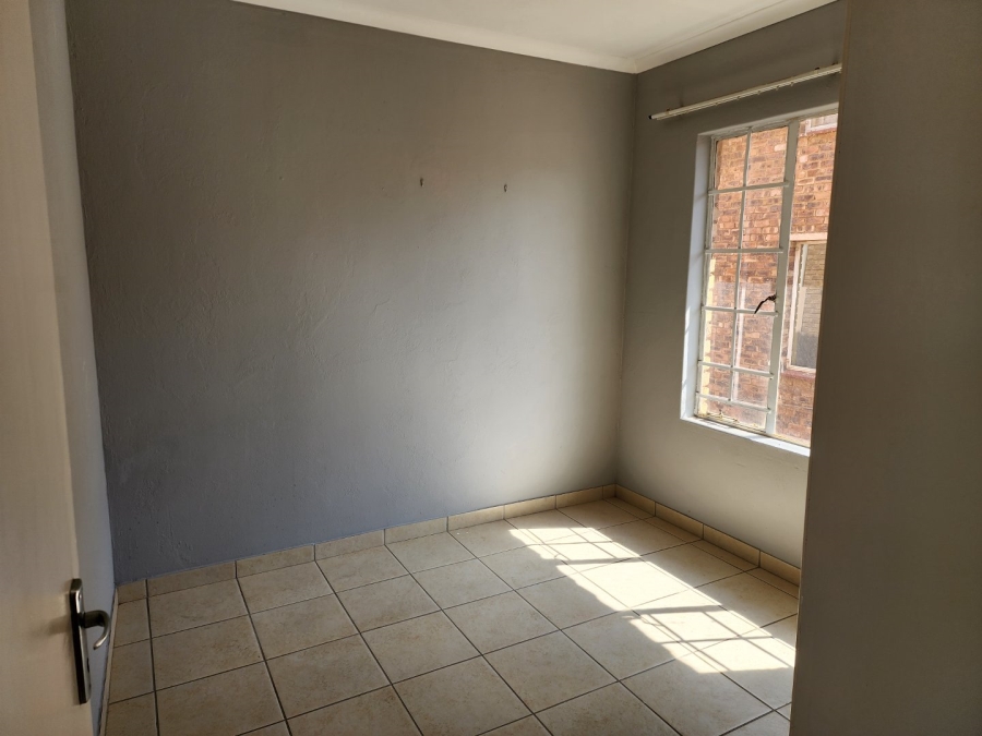 1 Bedroom Property for Sale in Kempton Park Central Gauteng