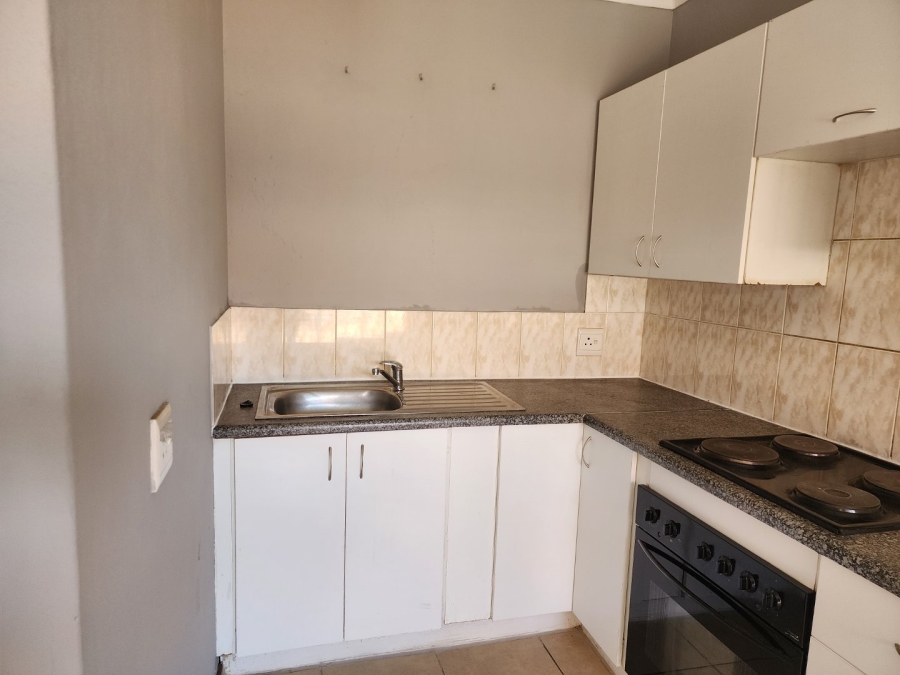 1 Bedroom Property for Sale in Kempton Park Central Gauteng