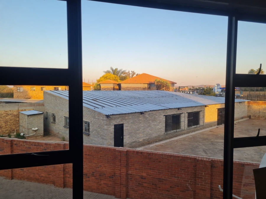 Commercial Property for Sale in Lenasia Ext 13 Gauteng