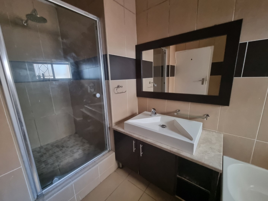 3 Bedroom Property for Sale in Illovo Gauteng