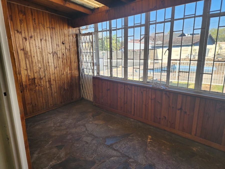 To Let 3 Bedroom Property for Rent in Ravensklip Gauteng