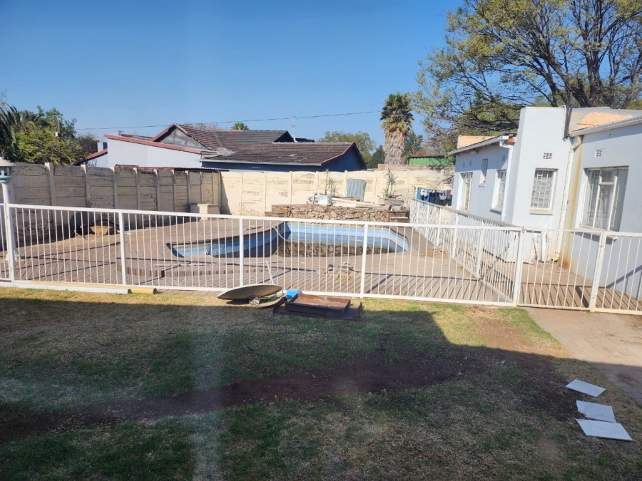 To Let 3 Bedroom Property for Rent in Ravensklip Gauteng