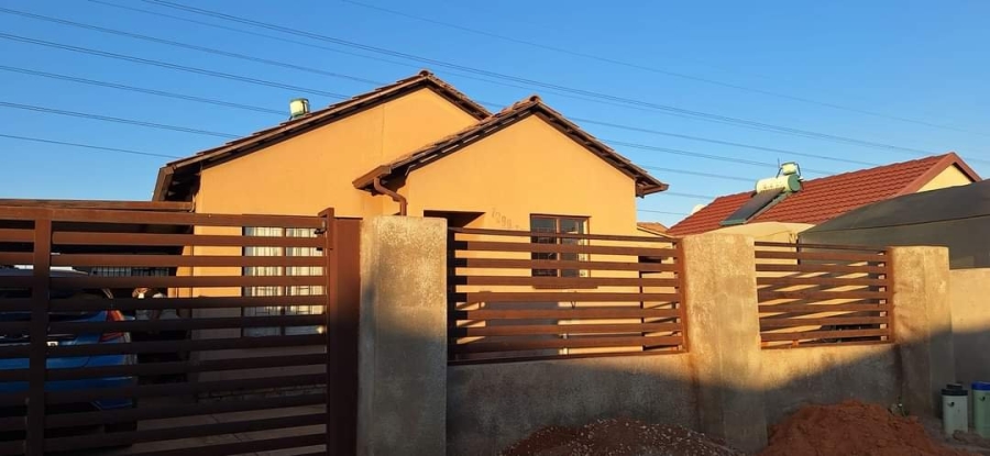 To Let 2 Bedroom Property for Rent in Soshanguve VV Gauteng