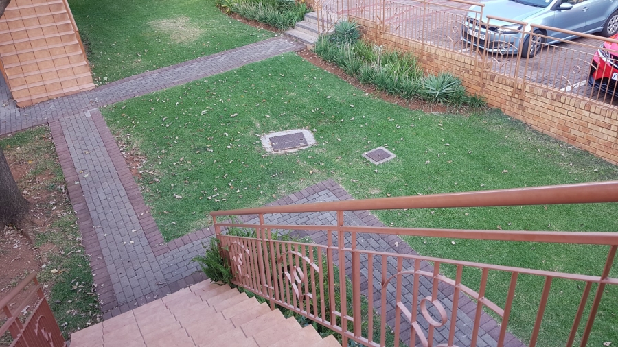 To Let 2 Bedroom Property for Rent in Mooikloof Ridge Gauteng