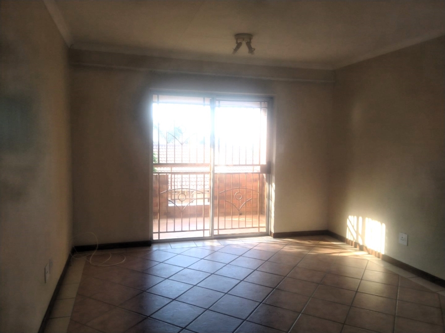 To Let 2 Bedroom Property for Rent in Mooikloof Ridge Gauteng