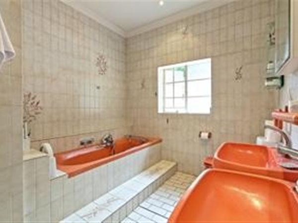 To Let 5 Bedroom Property for Rent in Atholl Gauteng