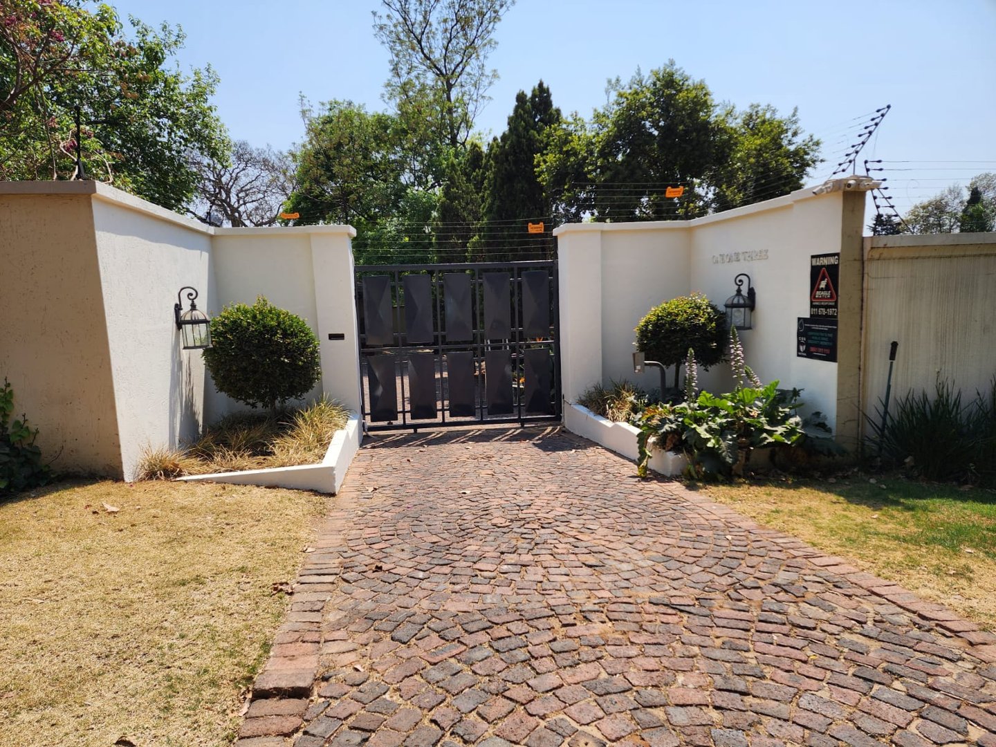 To Let 5 Bedroom Property for Rent in Atholl Gauteng