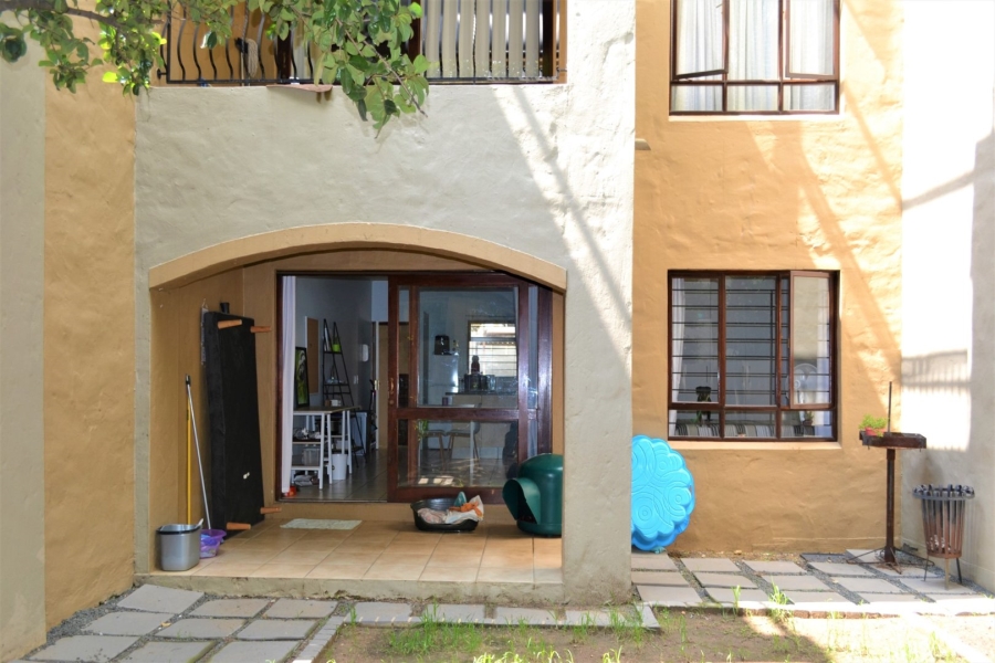 To Let 1 Bedroom Property for Rent in Lonehill Gauteng