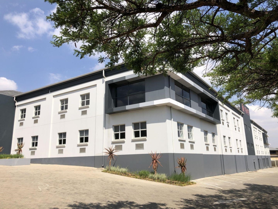 To Let commercial Property for Rent in Halfway Gardens Gauteng