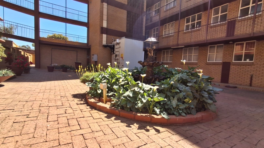 3 Bedroom Property for Sale in Pretoria Gardens Gauteng