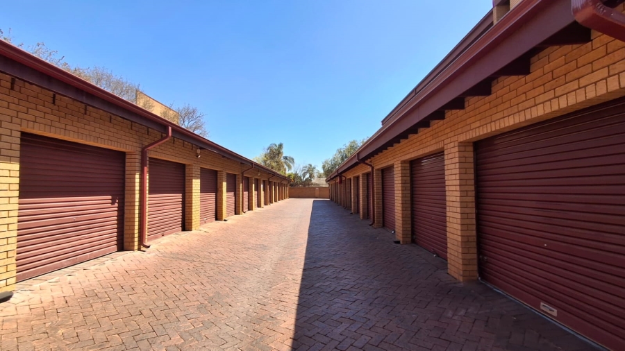 3 Bedroom Property for Sale in Pretoria Gardens Gauteng