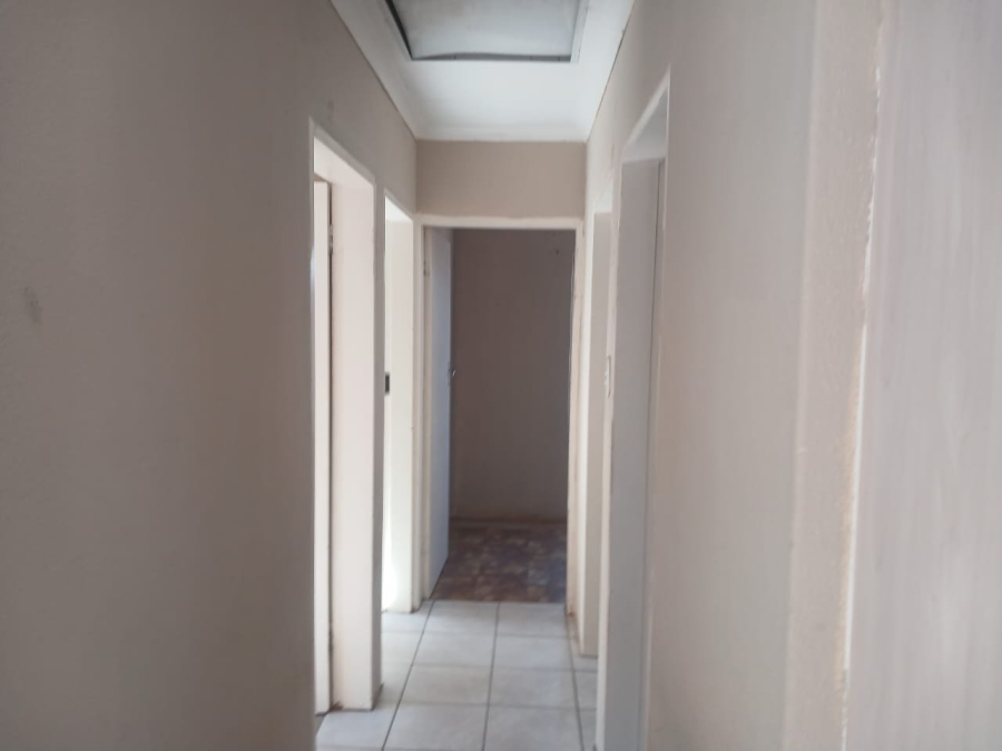 To Let 3 Bedroom Property for Rent in Soshanguve VV Gauteng