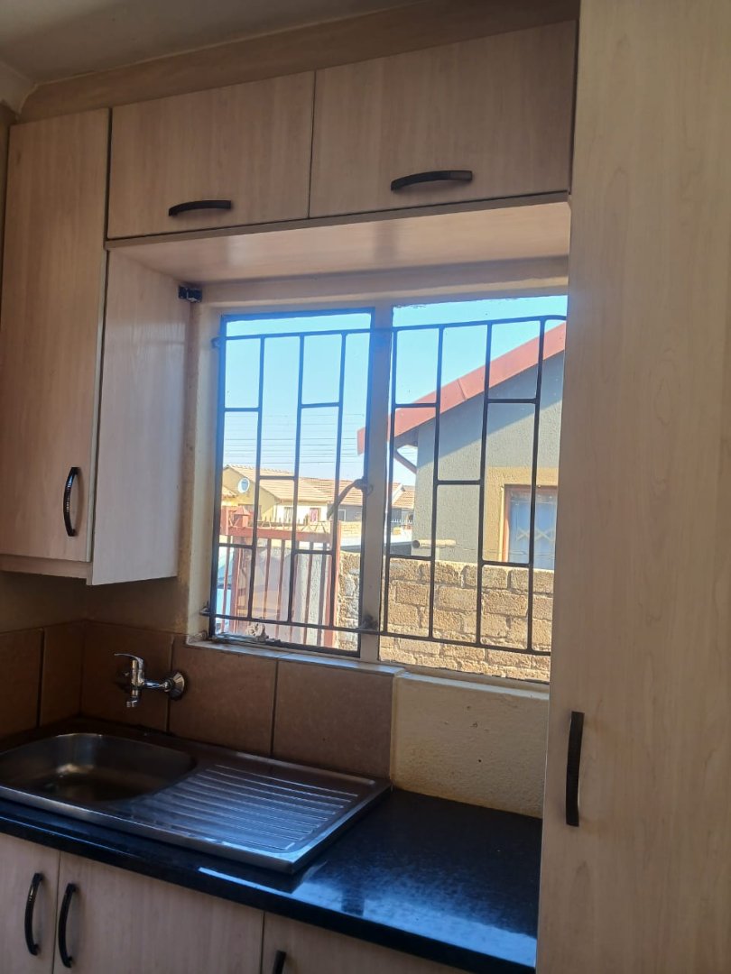 To Let 3 Bedroom Property for Rent in Soshanguve VV Gauteng