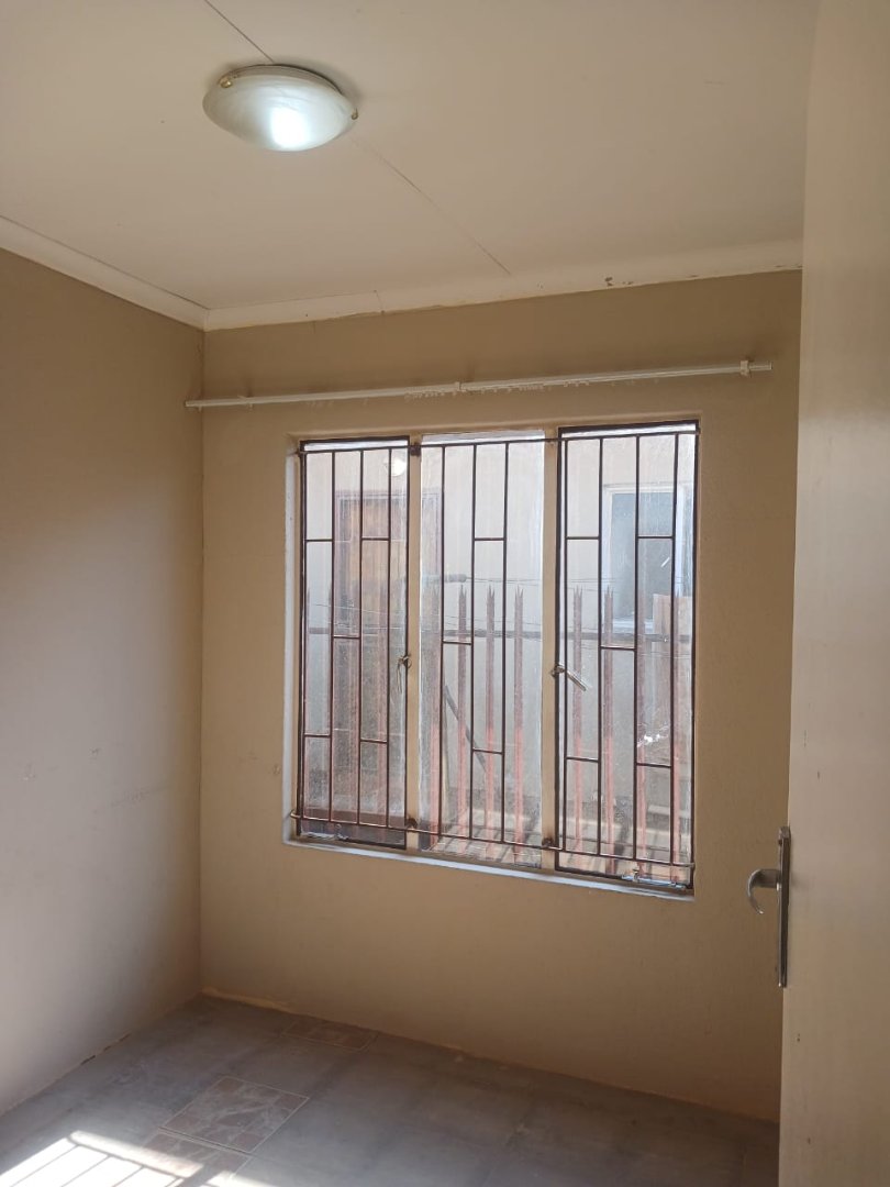 To Let 3 Bedroom Property for Rent in Soshanguve VV Gauteng