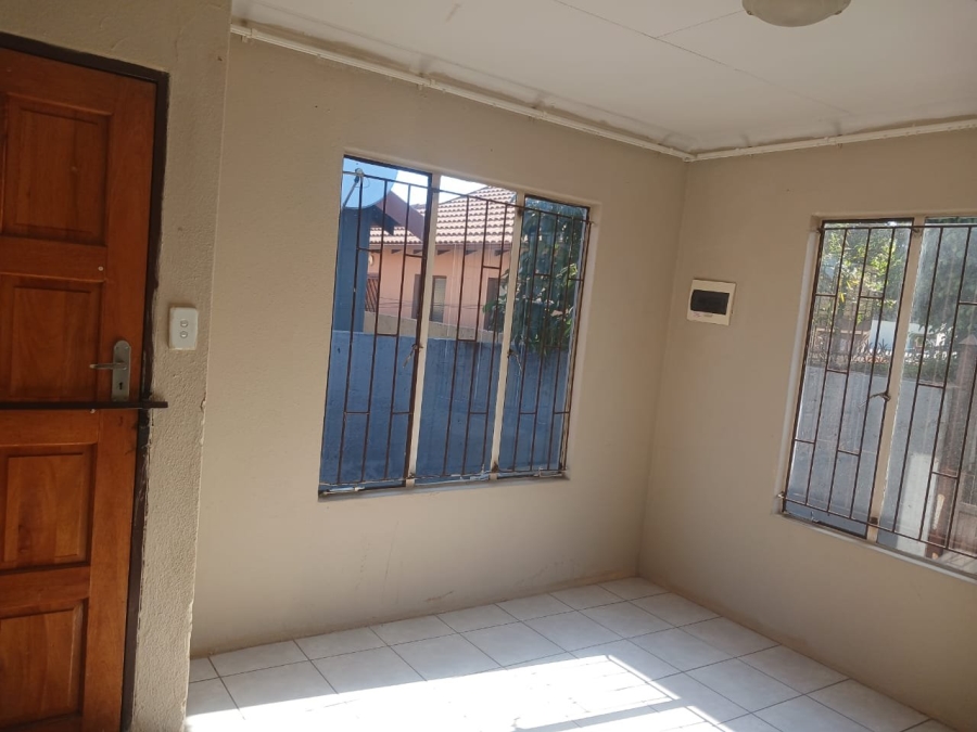 To Let 3 Bedroom Property for Rent in Soshanguve VV Gauteng