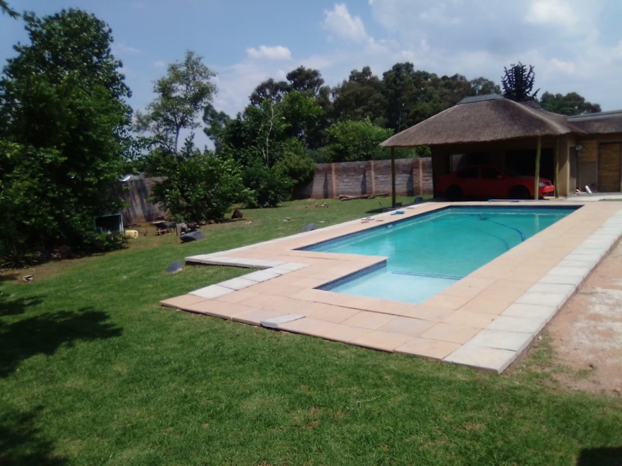  Bedroom Property for Sale in Elandspark Gauteng