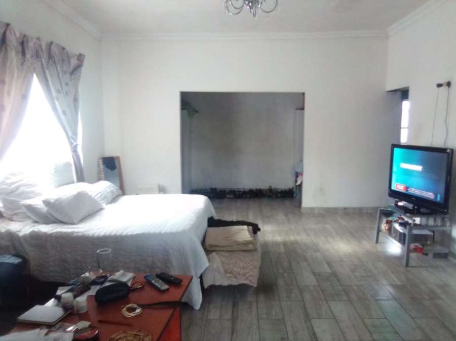  Bedroom Property for Sale in Elandspark Gauteng