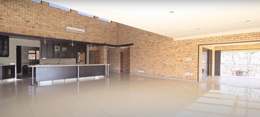 4 Bedroom Property for Sale in Vaaloewer Gauteng