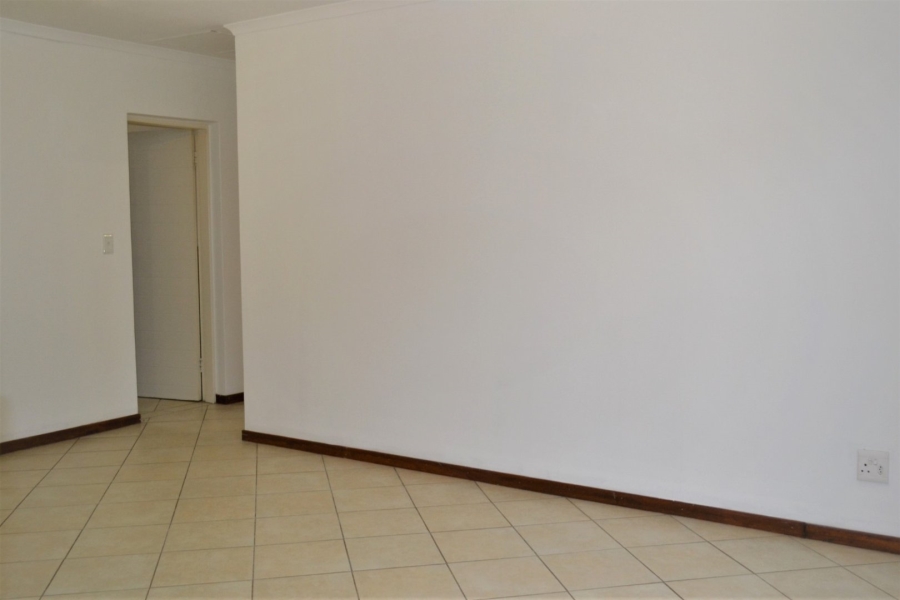 To Let 3 Bedroom Property for Rent in Stone Ridge Gauteng