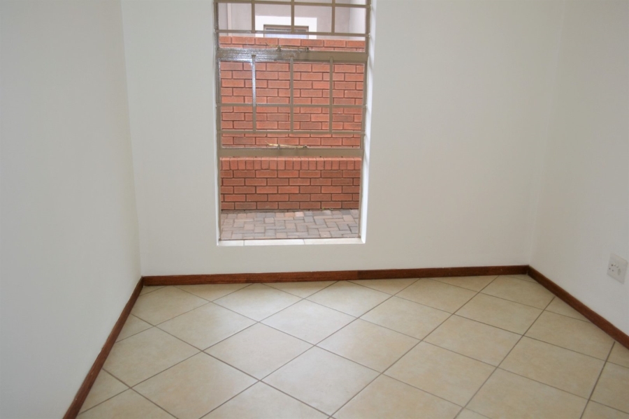 To Let 3 Bedroom Property for Rent in Stone Ridge Gauteng