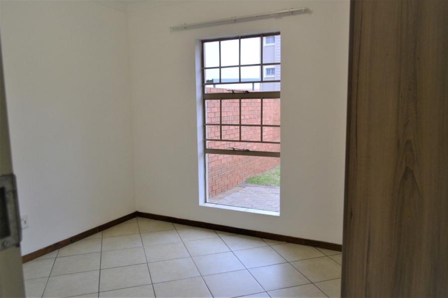 To Let 3 Bedroom Property for Rent in Stone Ridge Gauteng